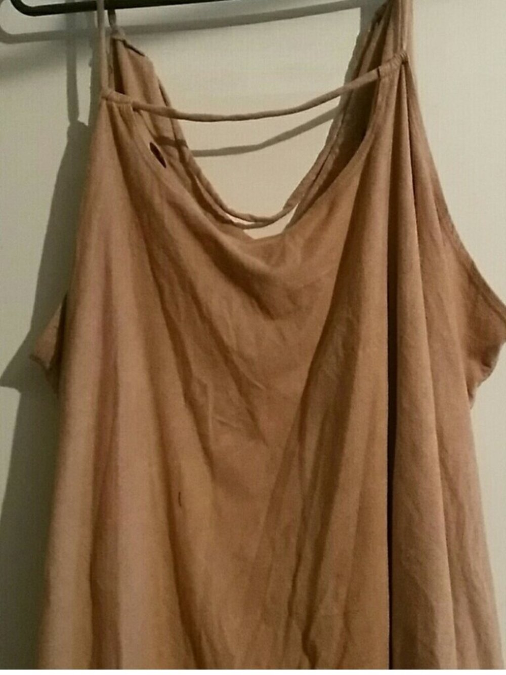 Tops - Picture 2 of 2
